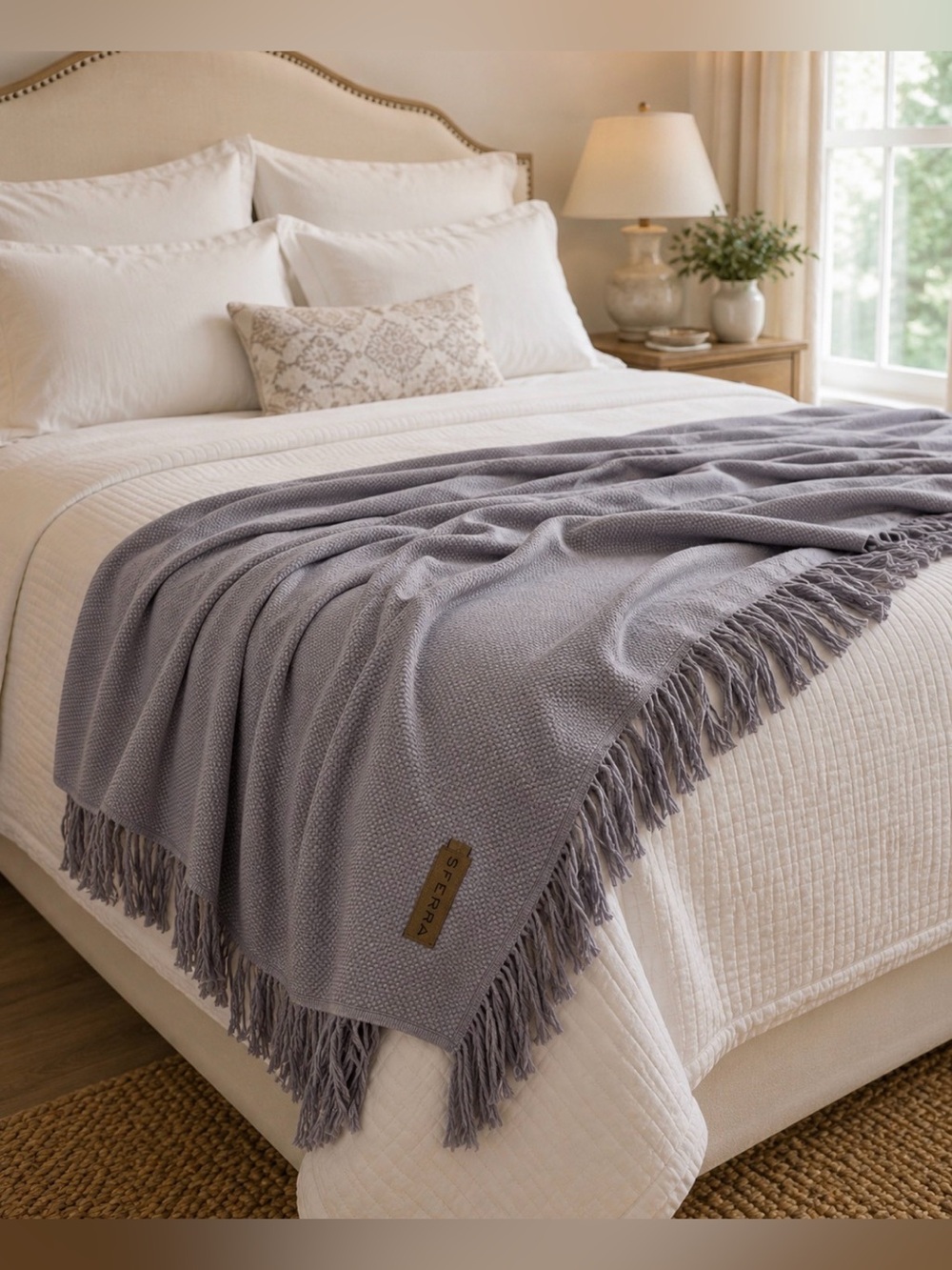SFERRA Luxury Throw
Blanket 68x53 Neutral gray/lavender
Woven Fringe Cozy Chic